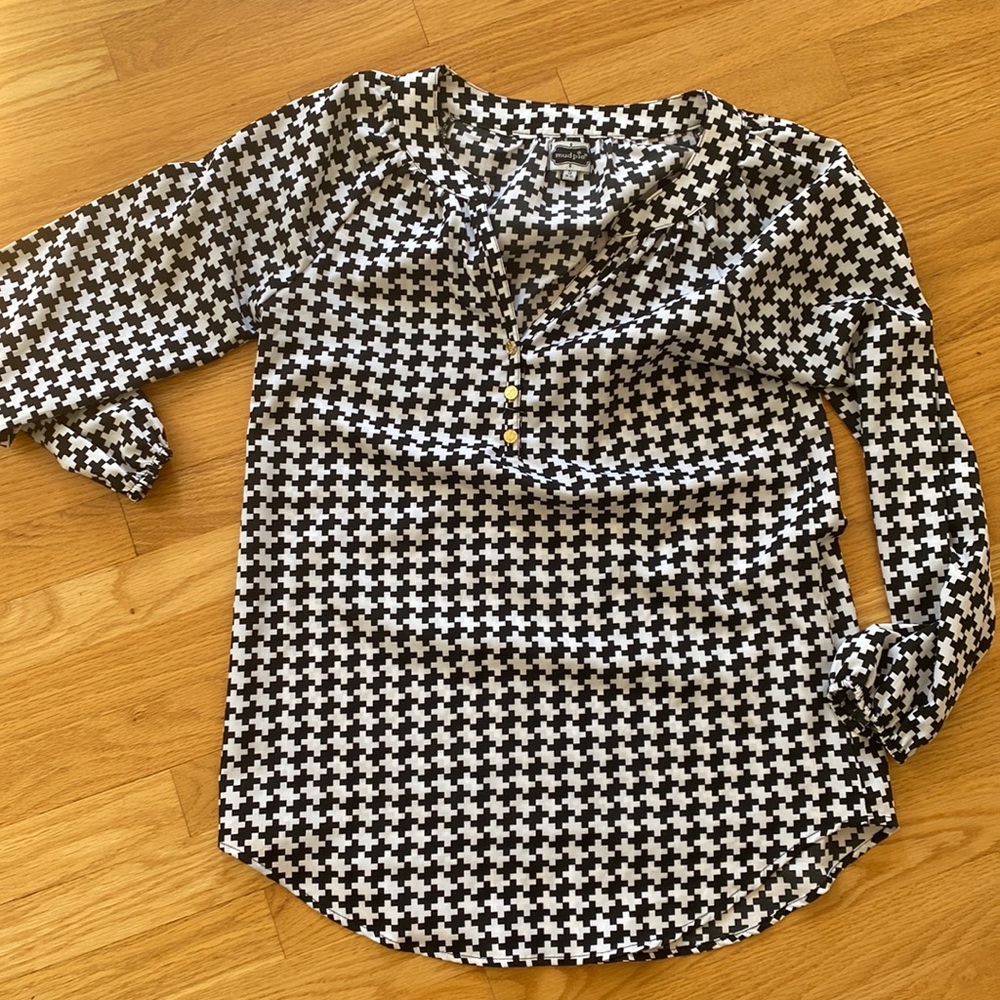 Mud Pie black and white pattern top size small